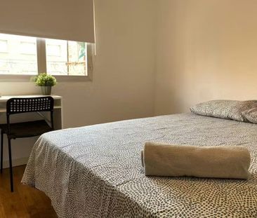 Calle de Almonacid, Madrid, Community of Madrid 28038 - Photo 1