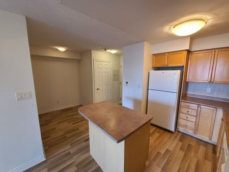 For Lease - 3880 Duke Of York Boulevard Unit# 1908, Mississauga, Ontario - Photo 3