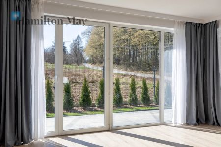 Elegancki dom w Lusinie - nowoczesna nieruchomość z dużym ogrodem - Фото 4