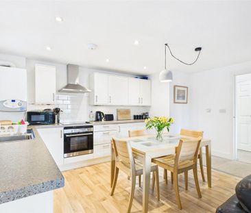 1 bedroom flat to rent - Photo 6