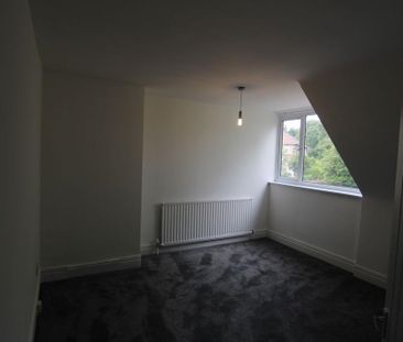 2 bedroom semi-detached house to rent - Photo 2