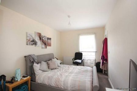 2 bedroom property to rent in Bracknell - Photo 3