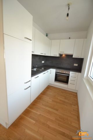 Gut geschnittene 2-Zimmer Wohnung in guter Lage nahe Atzgersdorfer Platz - Photo 4