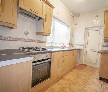 2 bedroom terraced house to rent - Photo 3