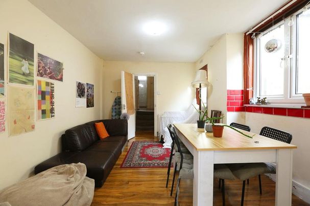 6 bedroom house to rent - Photo 1