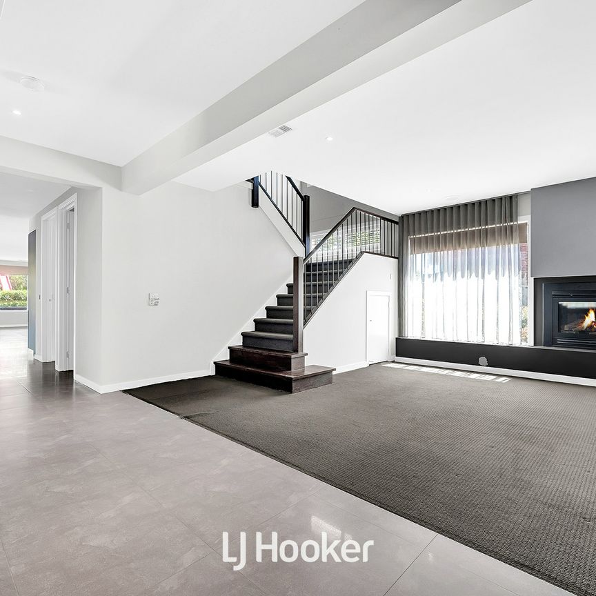 Spacious Lifestyle Family Home with Pool & Premium Features!!! - Photo 1