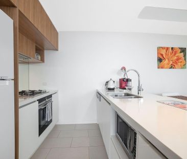 City Skyline & Nye Fireworks ** Available 22/11/25 ** - Photo 6