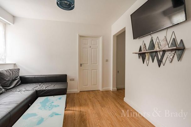 5 bedroom semi-detached house to rent - Photo 1