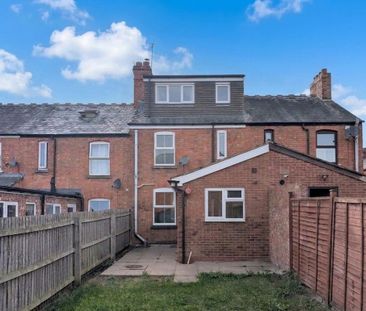 3 bedroom terraced house to rent - Photo 2