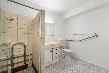 5/72 Raceview Street, Raceview QLD 4305 - Apartment For Rent | Domain - Photo 5