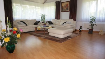 Grosszügige und helle Wohnung an ruhiger Lage - Foto 2