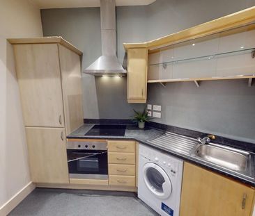 1 bedroom ground floor flat to rent - Photo 2