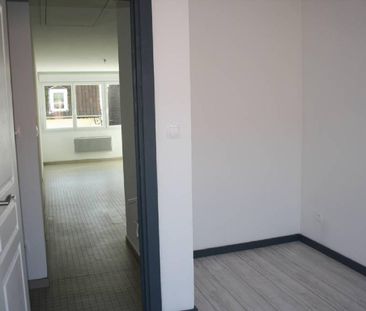 APPARTEMENT DE 43 M² ENTIÈREMENT RÉNOVÉ SITUE AU 1er ÉTAGE AVEC POS... - Photo 5