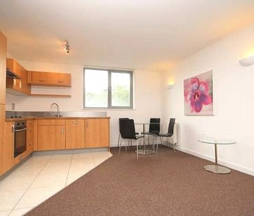 2 bedroom apartment to rent - Photo 4
