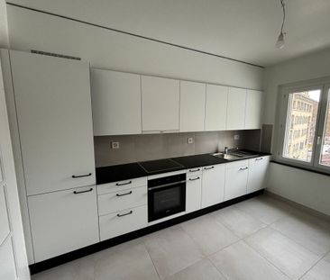 3-room apartment completely renovated with balcony - Photo 4