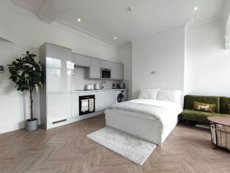 Studio to rent - Photo 3