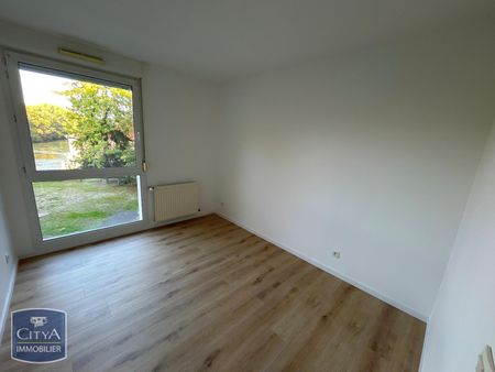 Location Appartement 3 pièces 65m² ILLKIRCH GRAFFENSTADEN 67400 - Photo 2