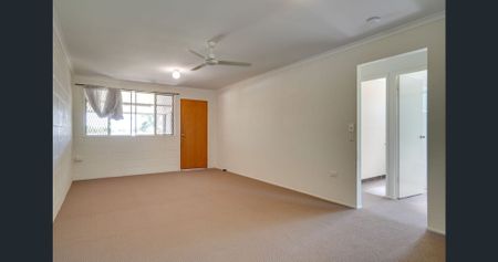Neat & Convenient Home in North Mackay - Photo 2