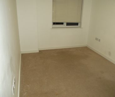 Phoenix Court, Northfleet - Photo 1