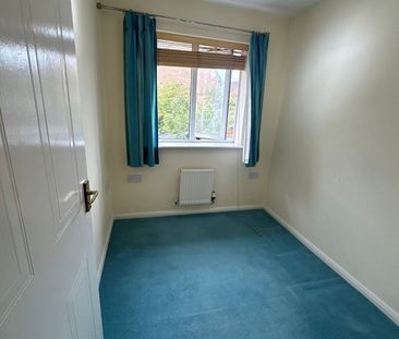 3 Bed Detached House, Quarryfield Lane, CV1 - Photo 2