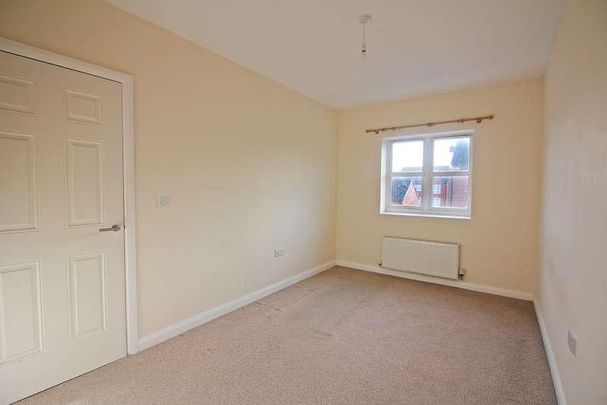 Knighton Lane, Aylestone, Leicester, LE2 - Photo 1