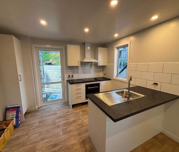 Brand New Two Bedroom Apartment - Photo 2