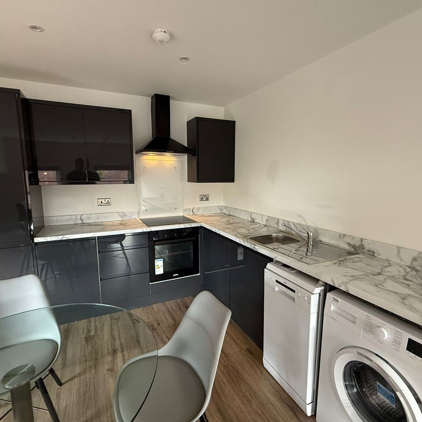 2 bedroom apartment to rent Park Terrace, Liverpool, L22 - Photo 1