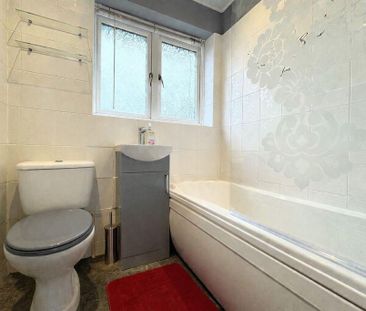 2 bedroom terraced house to rent - Photo 6