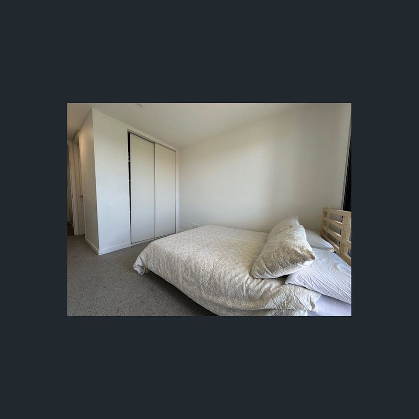 FULLY FURNISHED APARTMENT - Photo 1