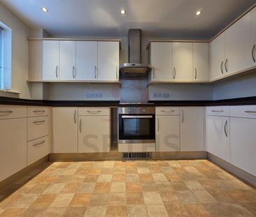 Holland Close, LE11, Leicestershire - Photo 2