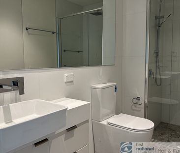 Welcome to THE LONSDALE - Photo 6