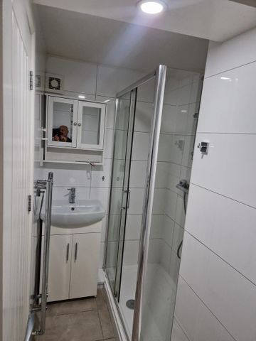 1 bedroom bedsit to rent - Photo 4