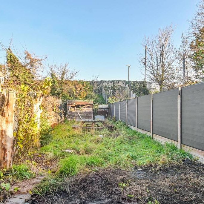 4 bedroom terraced house to rent - Photo 2