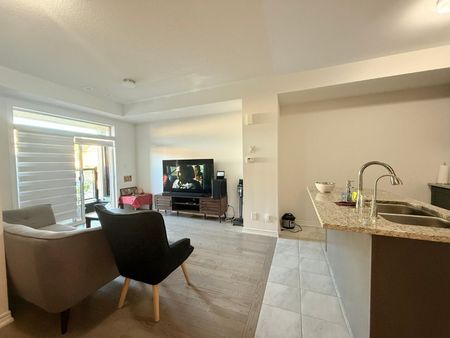 For Lease - 1071 Lockie Drive, Oshawa, Ontario - Photo 4