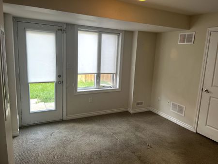 For Lease - 60 First Street Unit# 36, Orangeville, Ontario - Photo 3