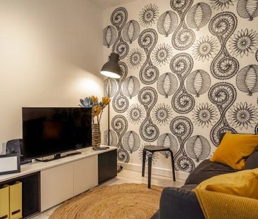 Rua General Taborda, Lisbon, Lisbon 1070-137 - Photo 1