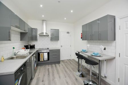 1 bed Room for Rent - Photo 3