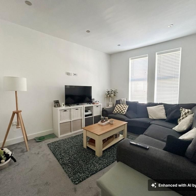 2 bedroom flat to rent - Photo 1