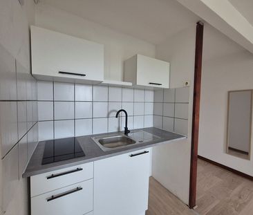 Location Appartement 1 pièce 29m² - Photo 2