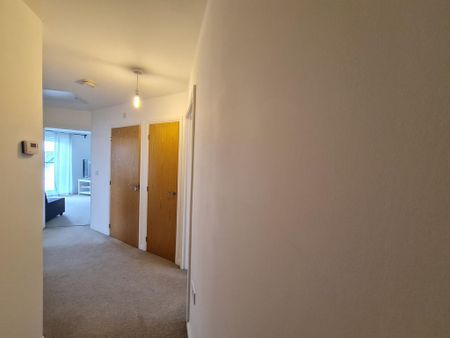 2 bedroom apartment to rent - Photo 3