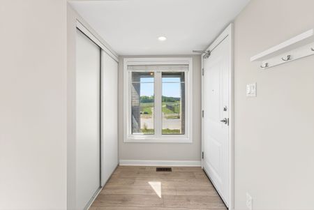 For Lease - 1201 CHAPMAN MILLS Drive, Barrhaven, Ontario - Photo 2