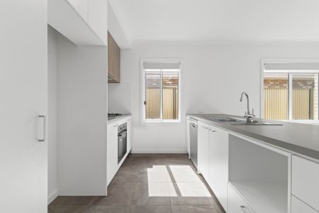 Brand New Housing Estate - Modern Living - Photo 3