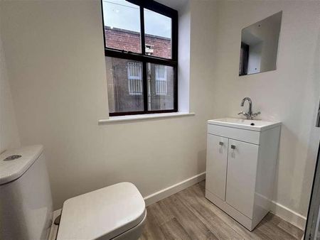 High Street, Neston, CH64 - Photo 5