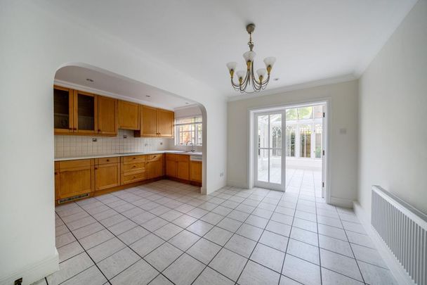 4 bedroom townhouse to rent - Photo 1