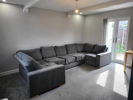 3 bedroom house to rent - Photo 2