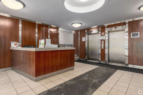 230 Oak Street — 1 Bedroom - unit 1808 - Photo 1