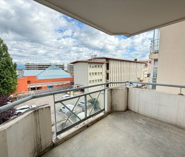 Location Appartement 3 pièces 68m² - Photo 3