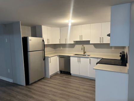 For Lease - 326 Wallace Street, Shelburne, Ontario - Photo 2