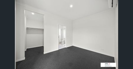 Spacious 4-Bedroom Family Home in Prime Berwick Location - Photo 3