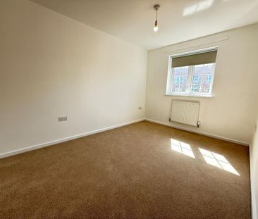 3 bedroom terraced house to rent - Photo 4